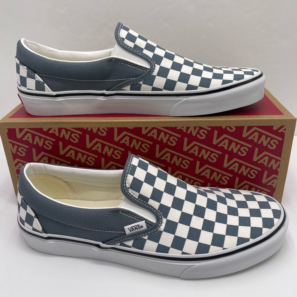 Vans WMNS Sneakers Classic Slip-On
Color Theory Checkerboard
Stormy Weather - Picture 1 of 16
